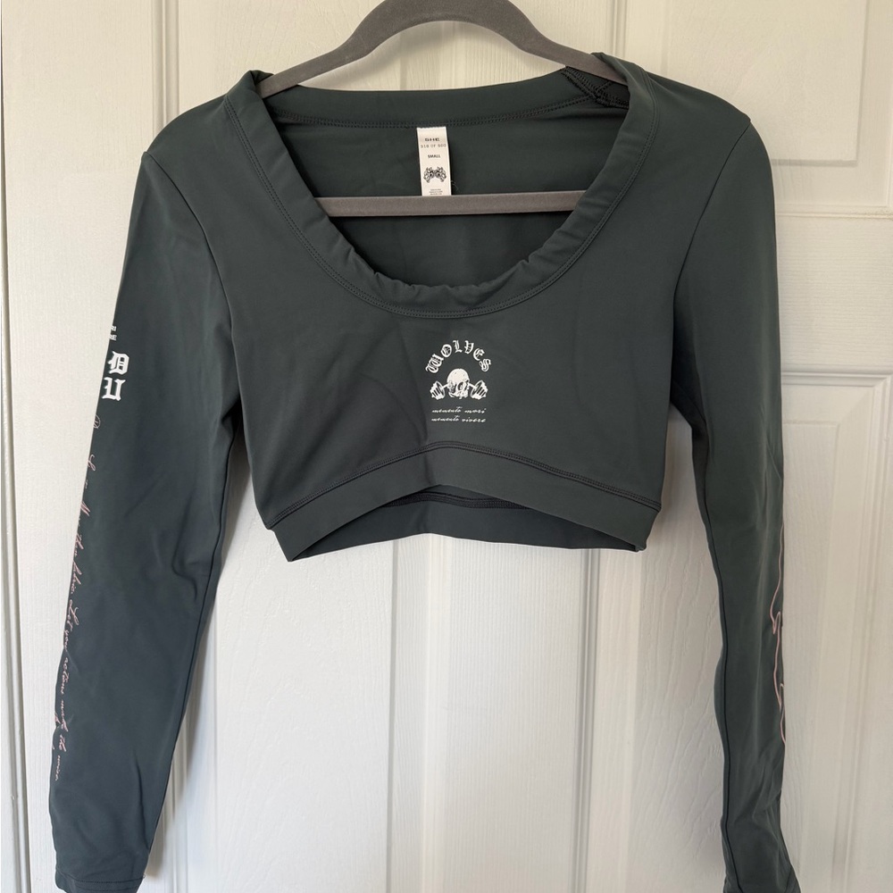Long Sleeve Crop Top